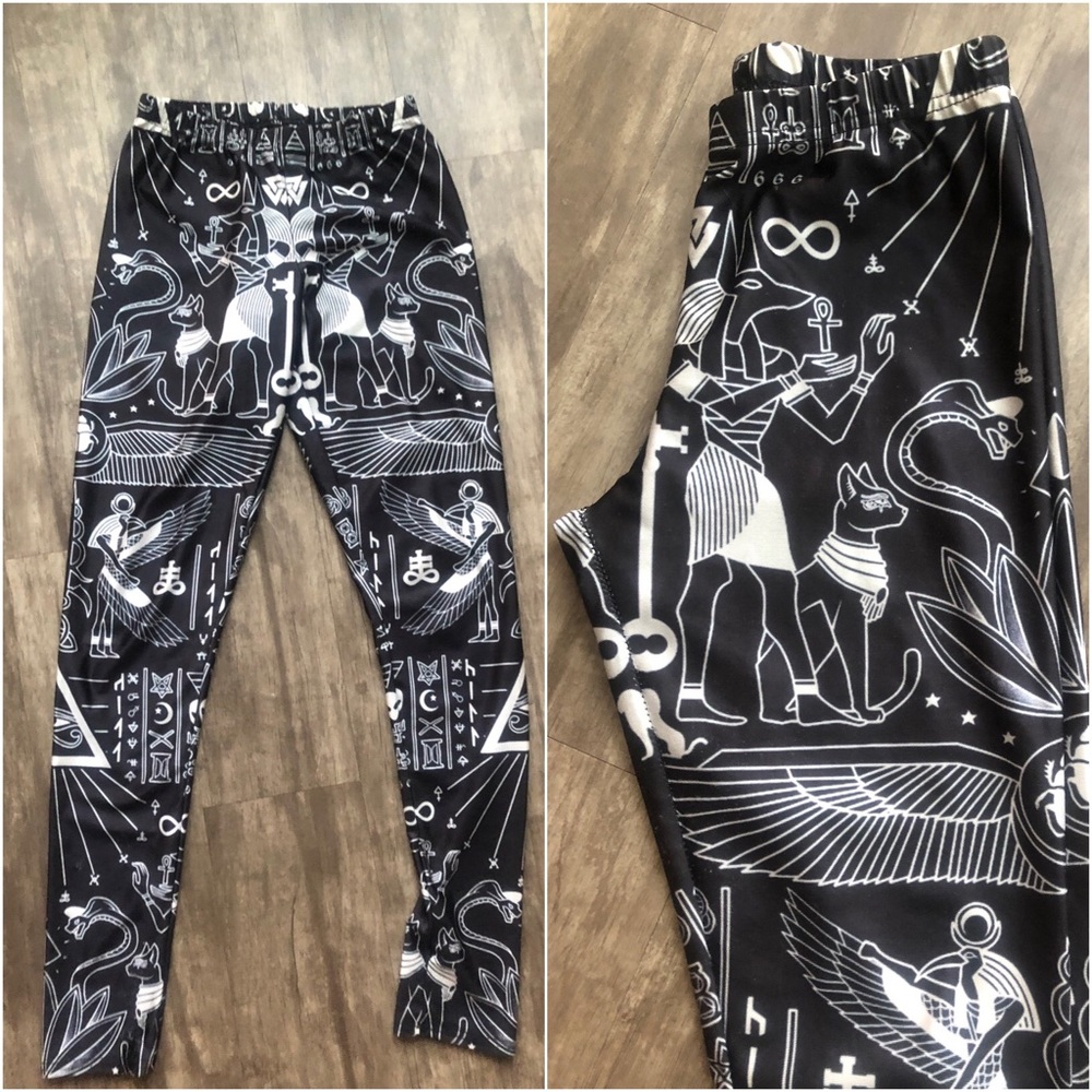 Egyptian leggings Size Small